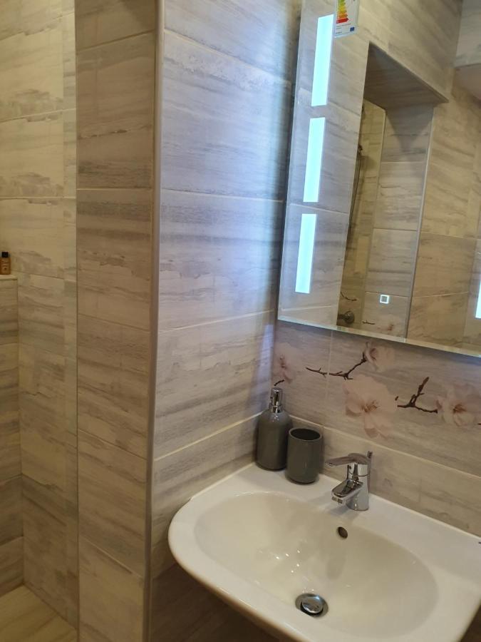 Malavi Top Center Deluxe Studio Ruse! Comfort&Clean! Exterior photo